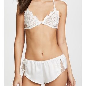 Flora Nikrooz Dotted Netted Bra with Lace
